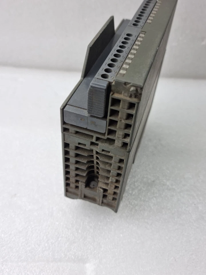 Siemens Simatic S7 6ES7 331-7KF01-0AB0 Analog Input Module E-Stand : 07